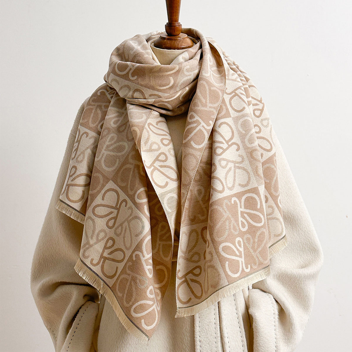 Sciarpa da donna autunno 2026, - Cashmere Scarf recensione e prezzo
