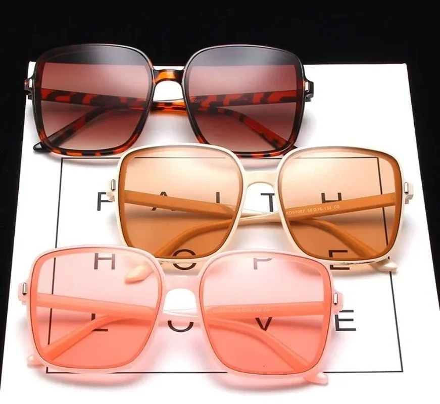 Occhiali da sole quadrati over - Designer Sunglasses recensione e prezzo