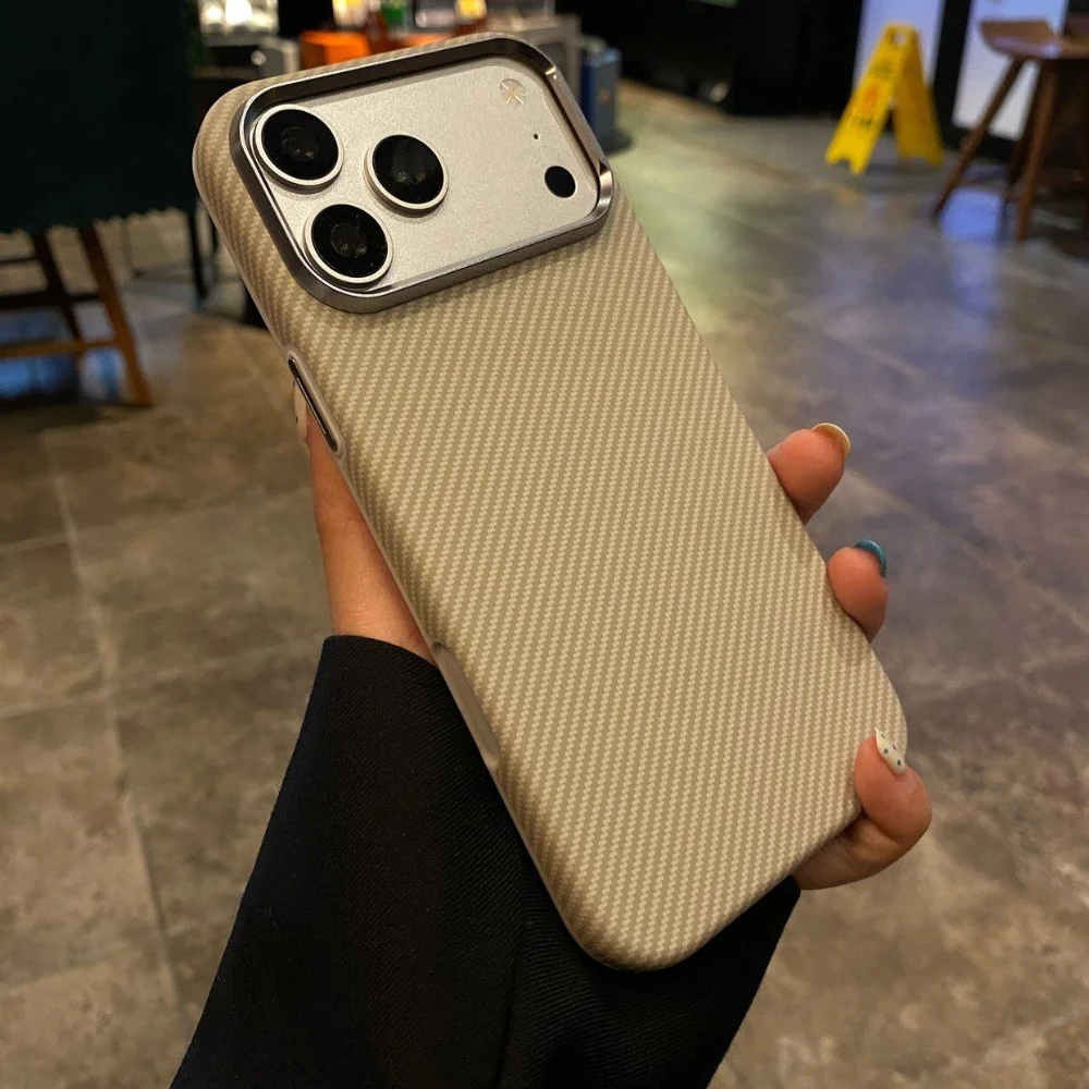 Custodia per iPhone 18 Pro Max - Premium Cigar Case recensione e prezzo